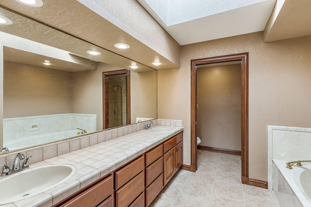 Country Club VillageEstates South Village - Residential