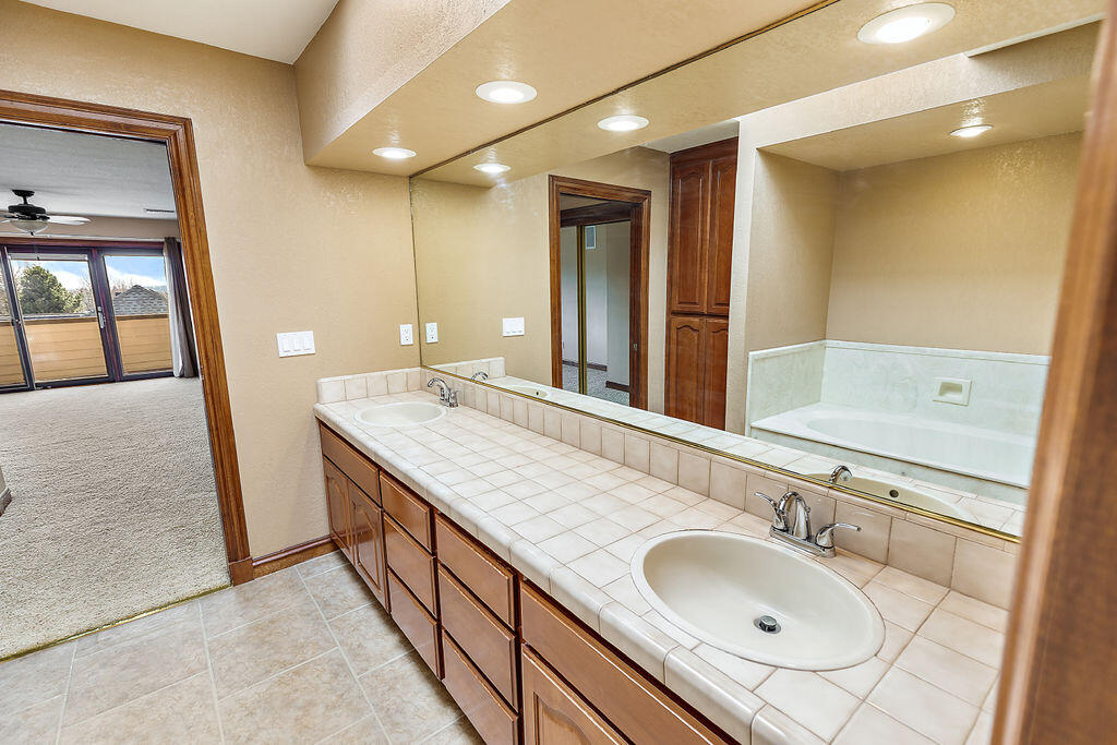 Country Club VillageEstates South Village - Residential