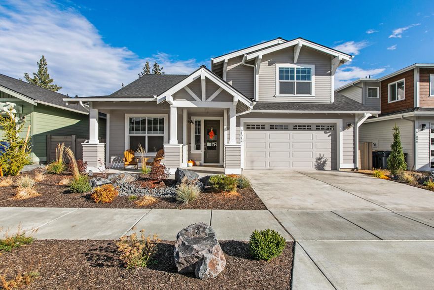 Now this is the one you've been hoping for. In the beautiful neighborhood of Hidden Hills this light and bright gorgeous craftsman home sits to the interior of the neighborhood and features one of the most efficient floor plans that Stonebridge has ever made. This home was completed in 2021 so it is less than a year old, it has the all important master on the main, two large bedrooms and a loft space upstairs and a 4 bedroom or office downstairs. This home features all of the quality you would expect from a Stonebridge home such as quartz countertops, tile shower, undercounted lighting, engineered white oak hardwood floors, A/C, high end blinds, tankless water heater, ultra high efficiency furnace, electric car charging station... the list goes on, including be a Earth advantage certified home.