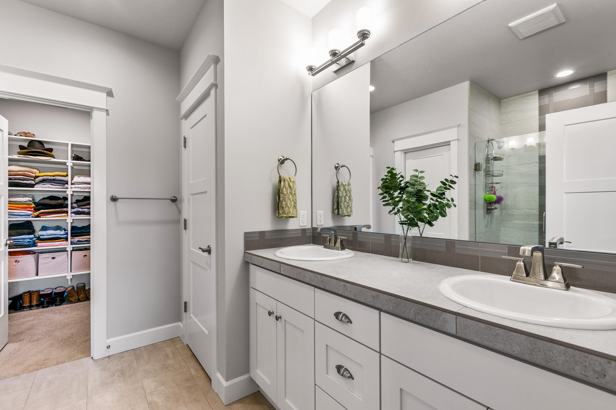 Hidden Hills - Residential