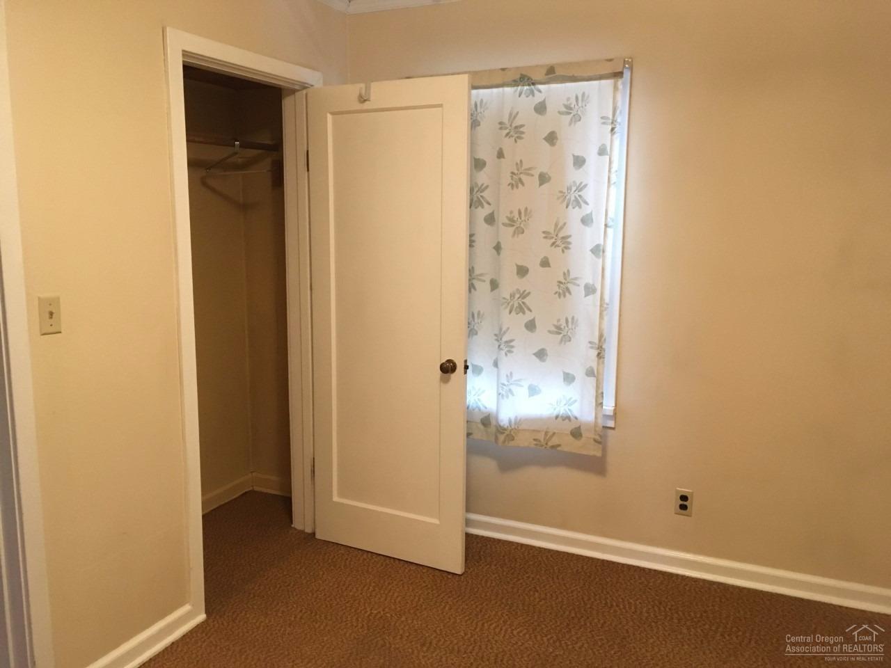 Oregon + Western - Residential