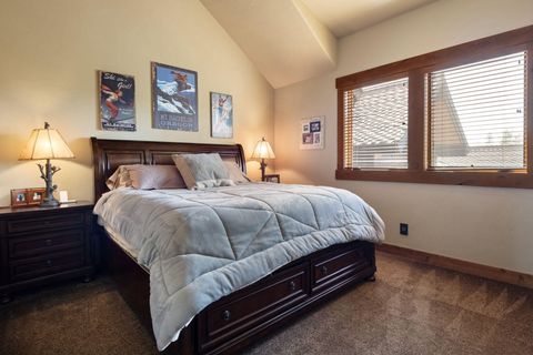 Tiny photo for 60985 Bachelor View Road, Bend, OR 97702 (MLS # 220217837)