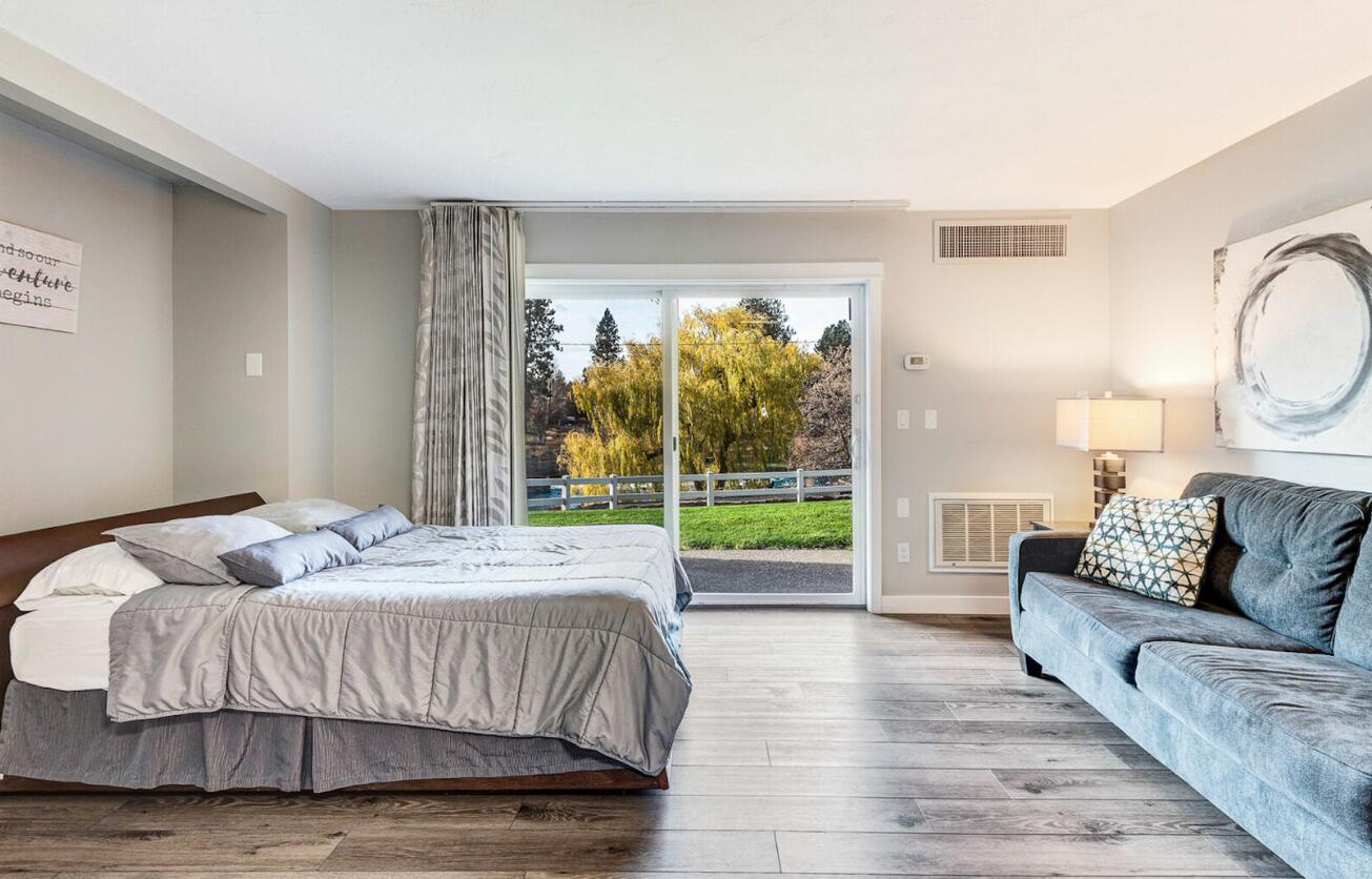 1565 NW Wall Street 206