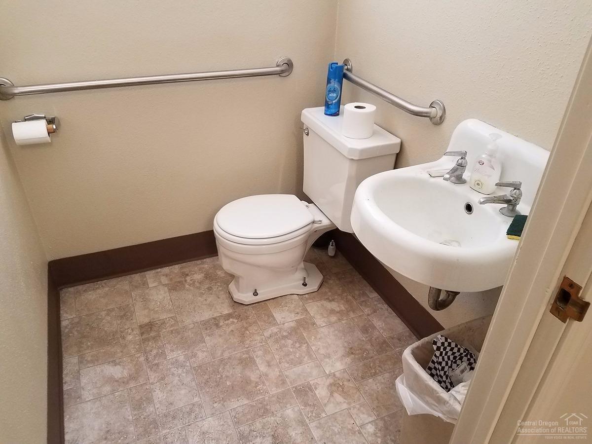 Monroe Hodges - Commercial Sale