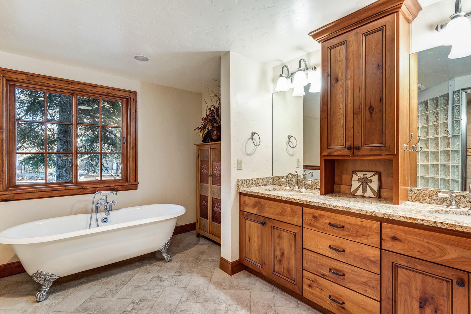 Saddleback - Residential