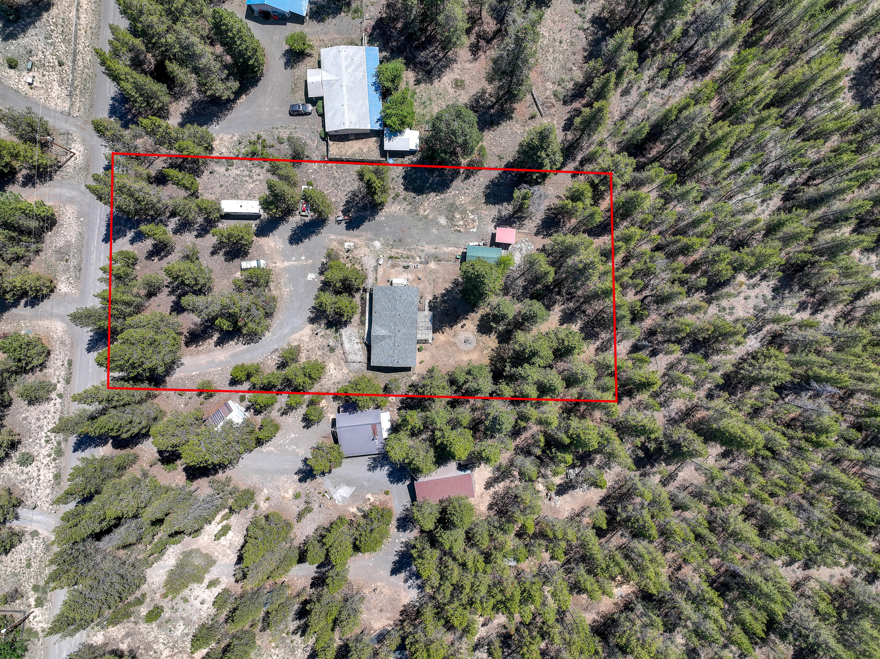 Los Pinos - Residential