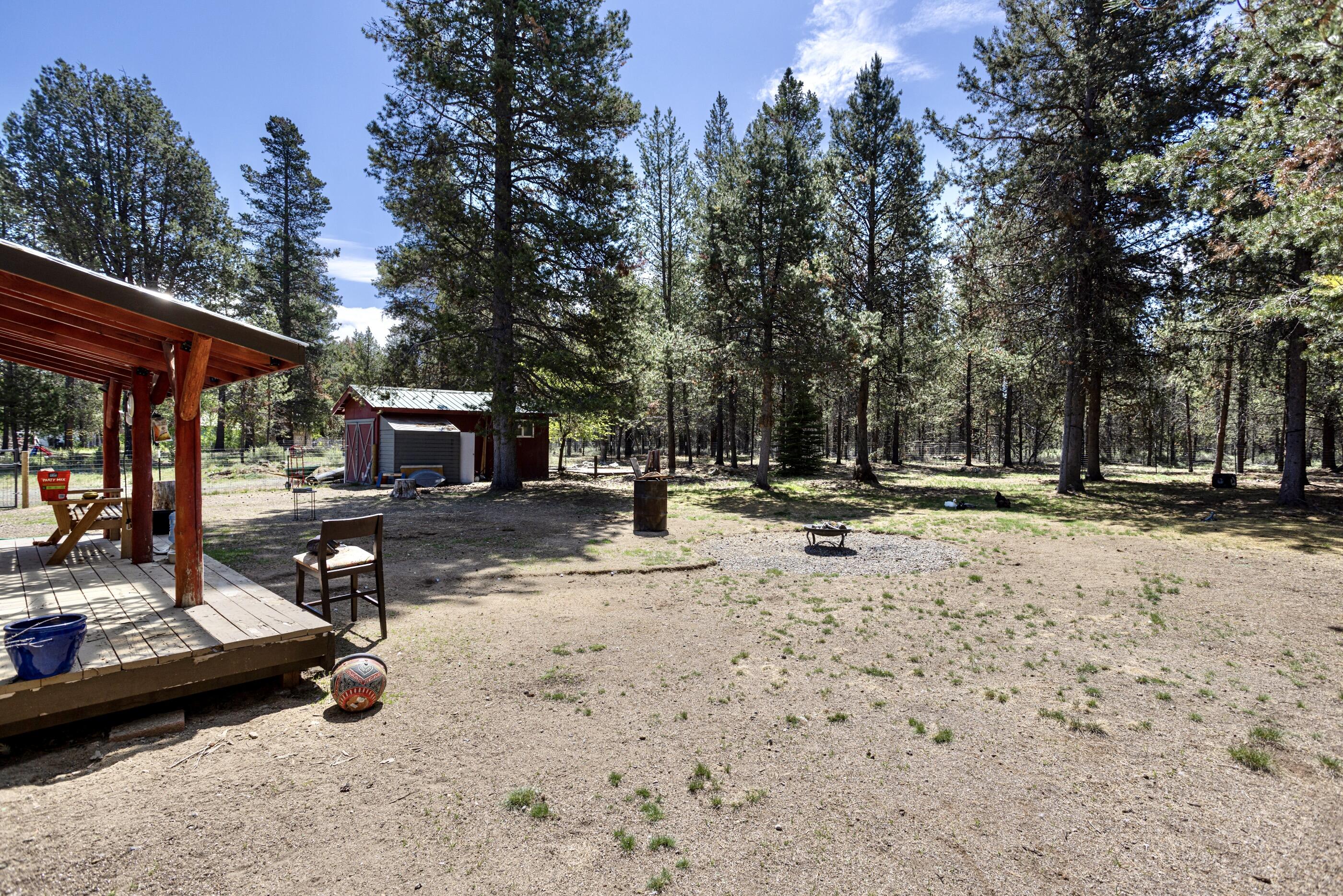 Los Pinos - Residential