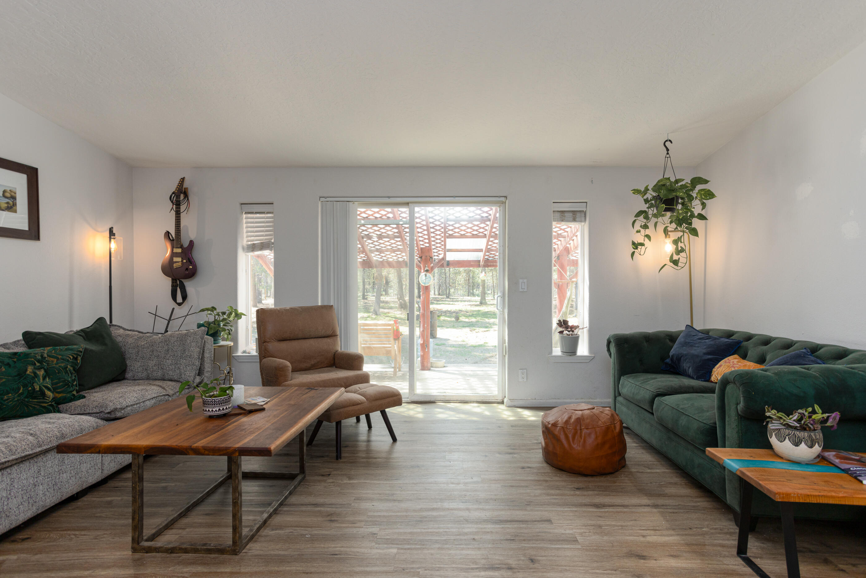 Los Pinos - Residential