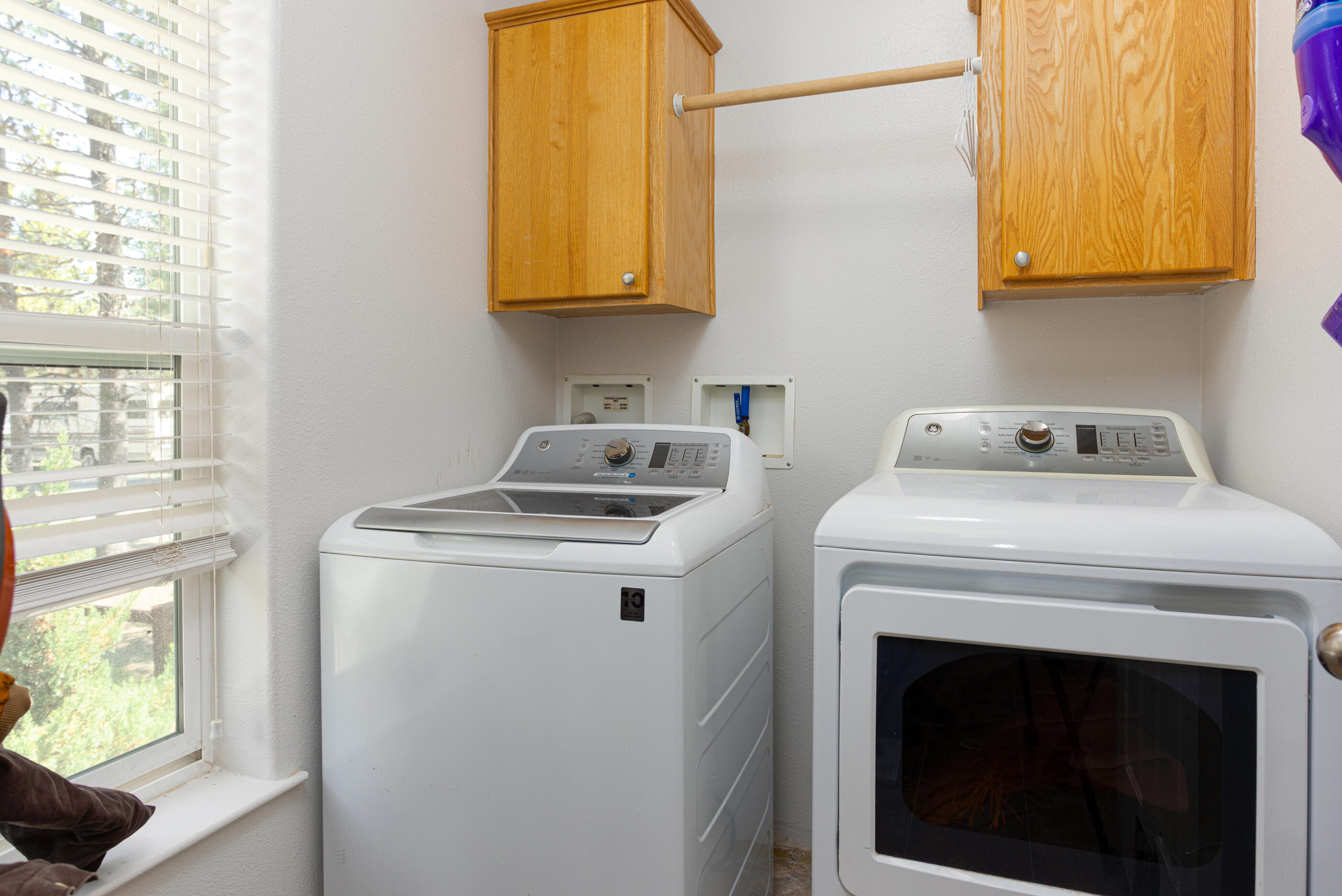 Los Pinos - Residential