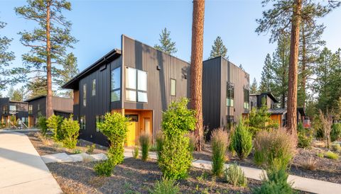 Photo of 505 N Pine Street, Sisters, OR 97759 (MLS # 220217696)