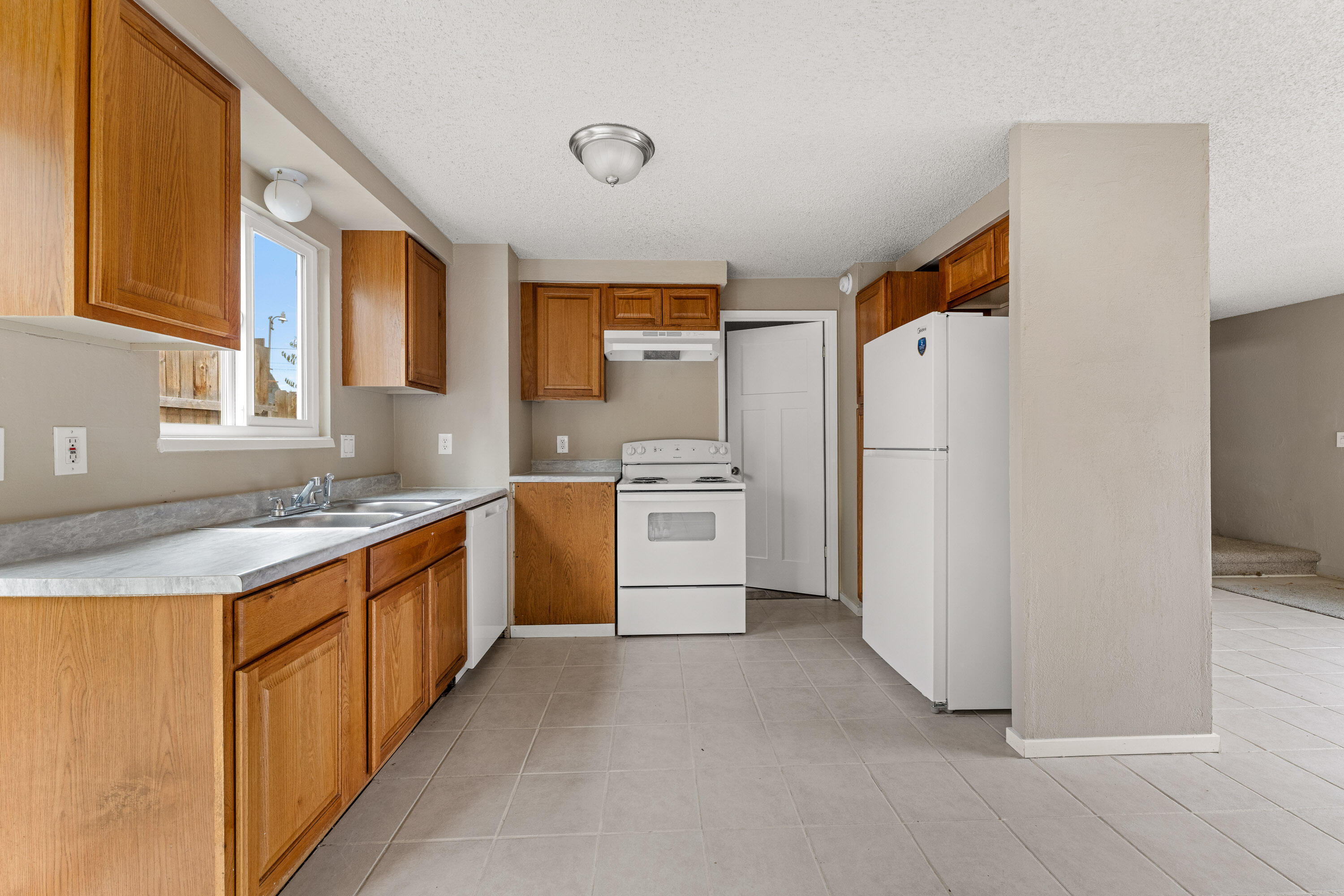 West Main Plaza - Residential Income