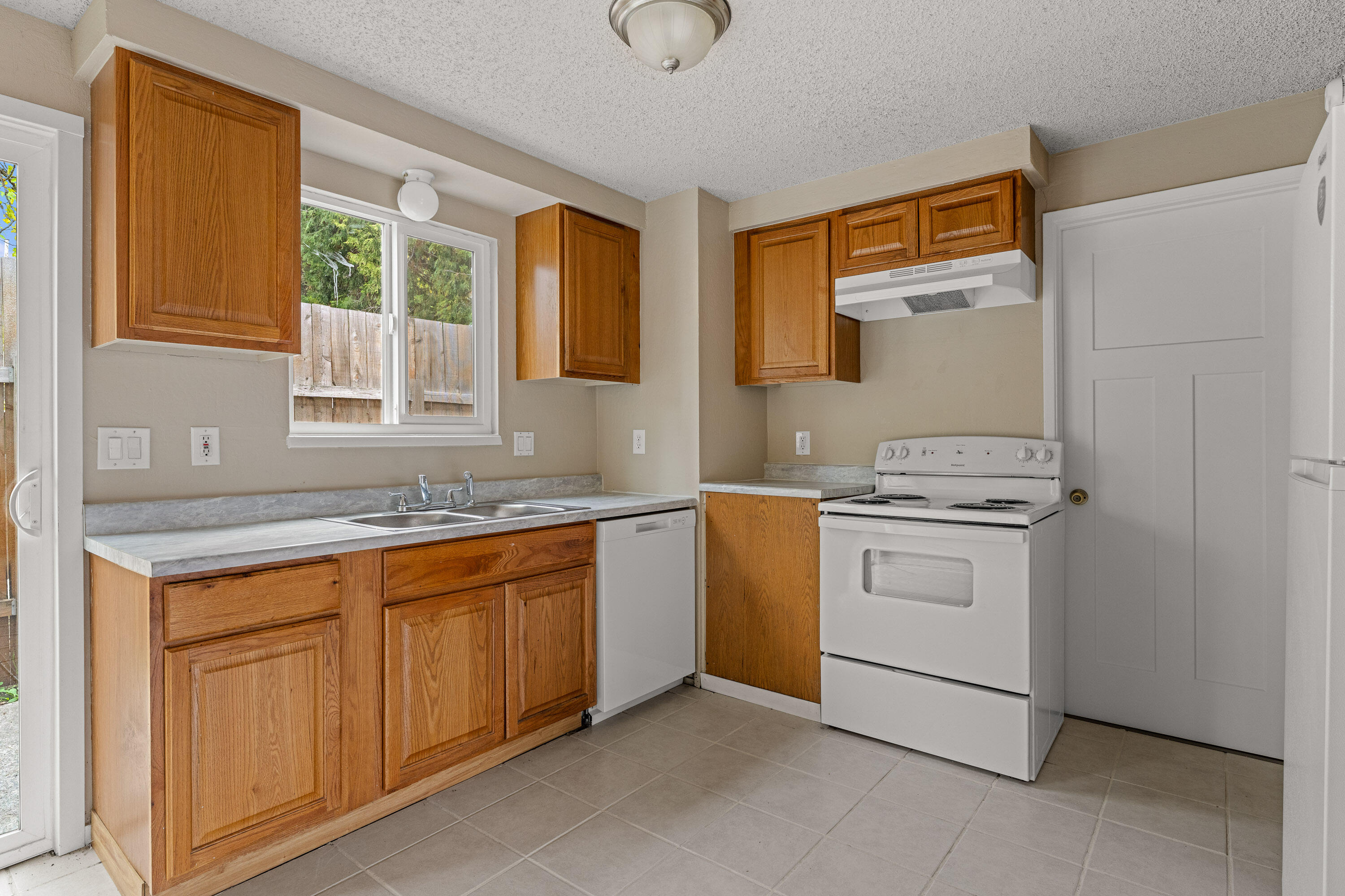 West Main Plaza - Residential Income