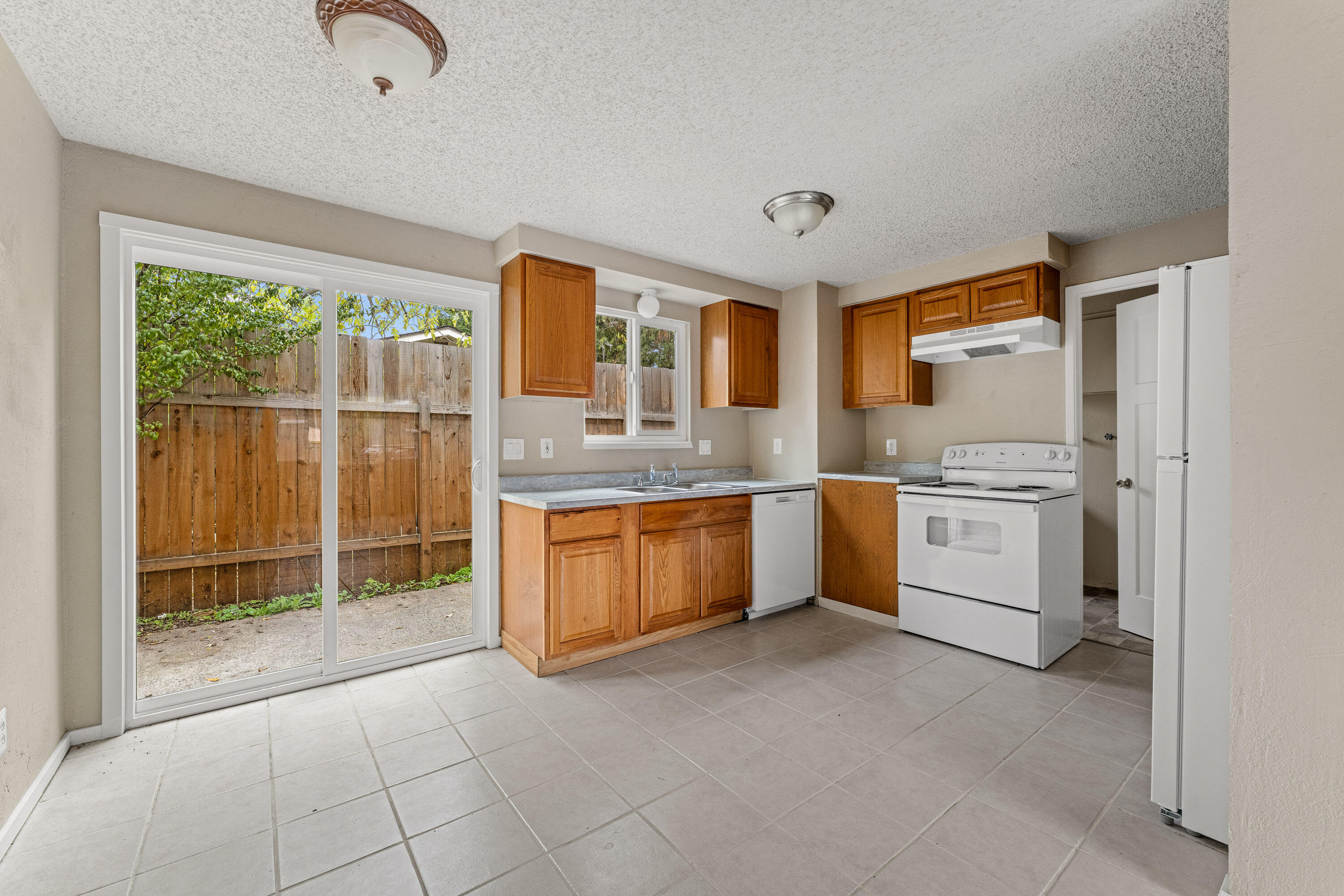 West Main Plaza - Residential Income