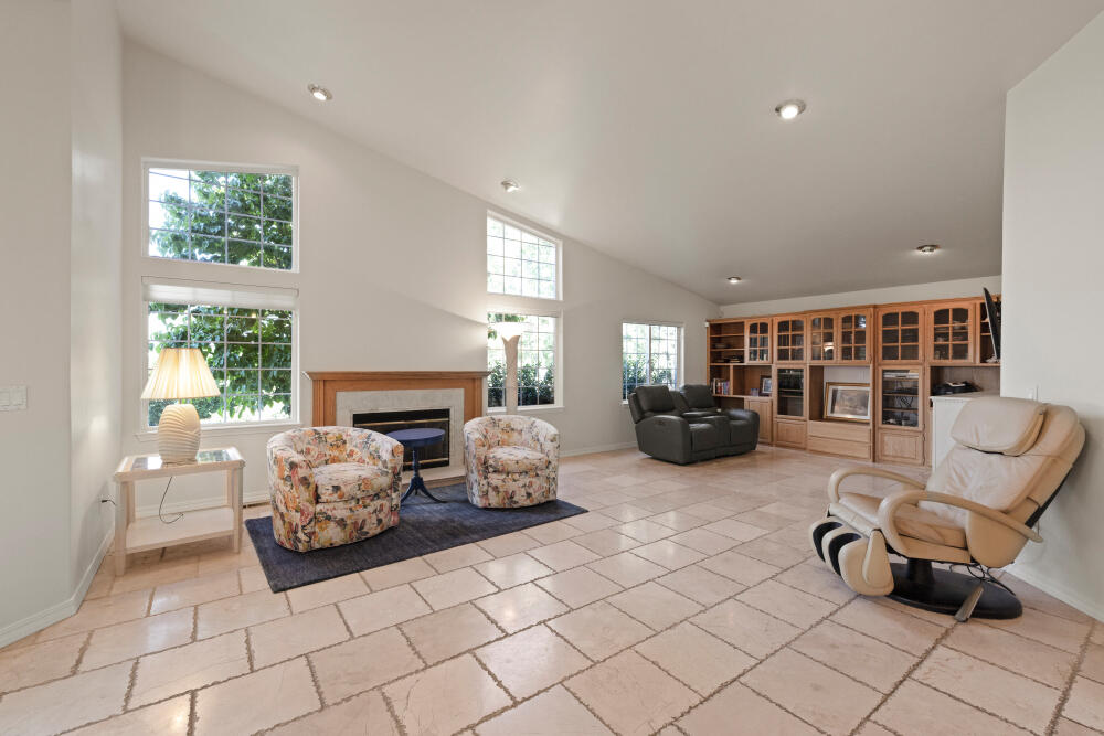 Shield Crest - Residential