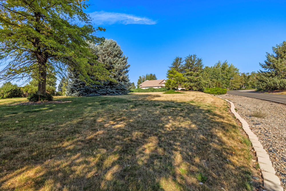 Shield Crest - Residential