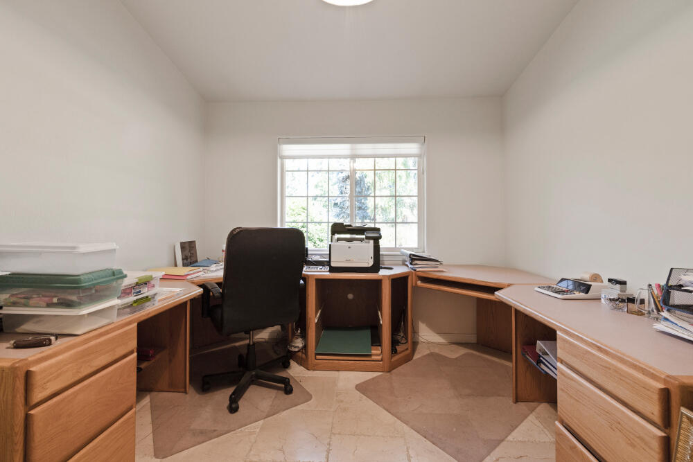 Shield Crest - Residential