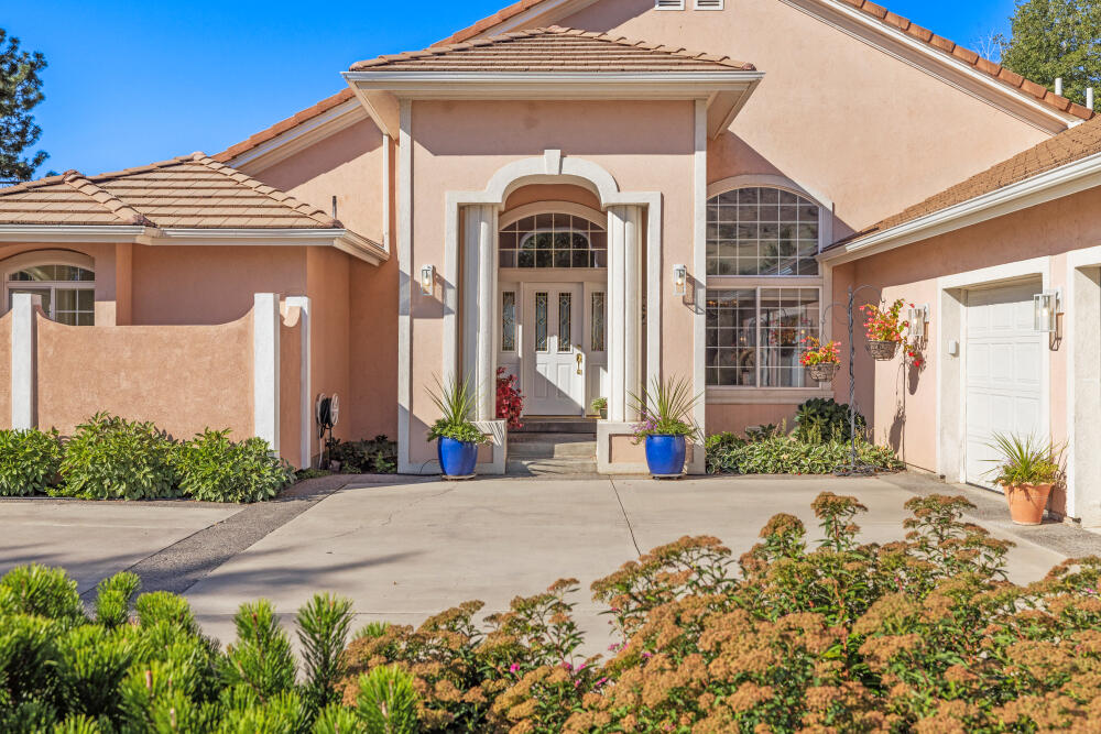 Shield Crest - Residential