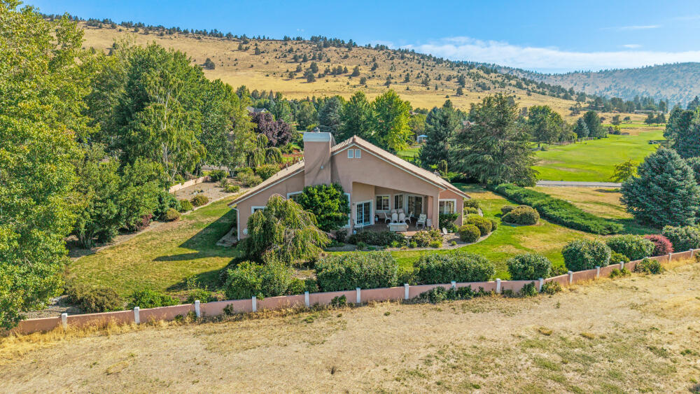 Shield Crest - Residential