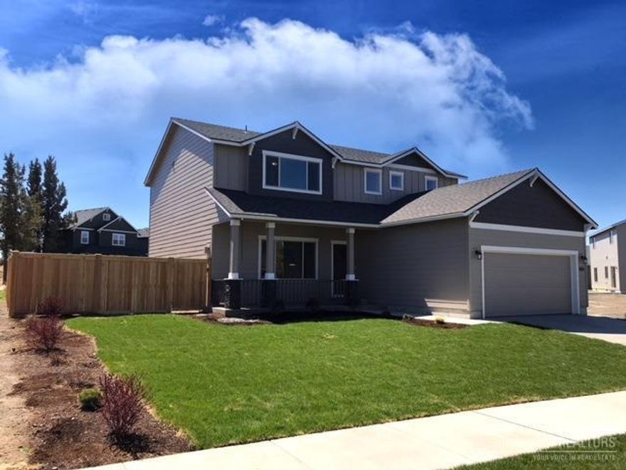 Lot: ER12 MonteVista Homes presents the Piscali. This plan features an open great room concept, with large eat-in kitchen island and plenty of room to entertain! Upstairs features all additional bedrooms, plus an additional bonus area. The master bedroom is on the main floor, connects to a large bathroom with dual vanity and large walk-in closet. For those of you looking for extra storage space the home also features a 2 car attached garage on a large lot.