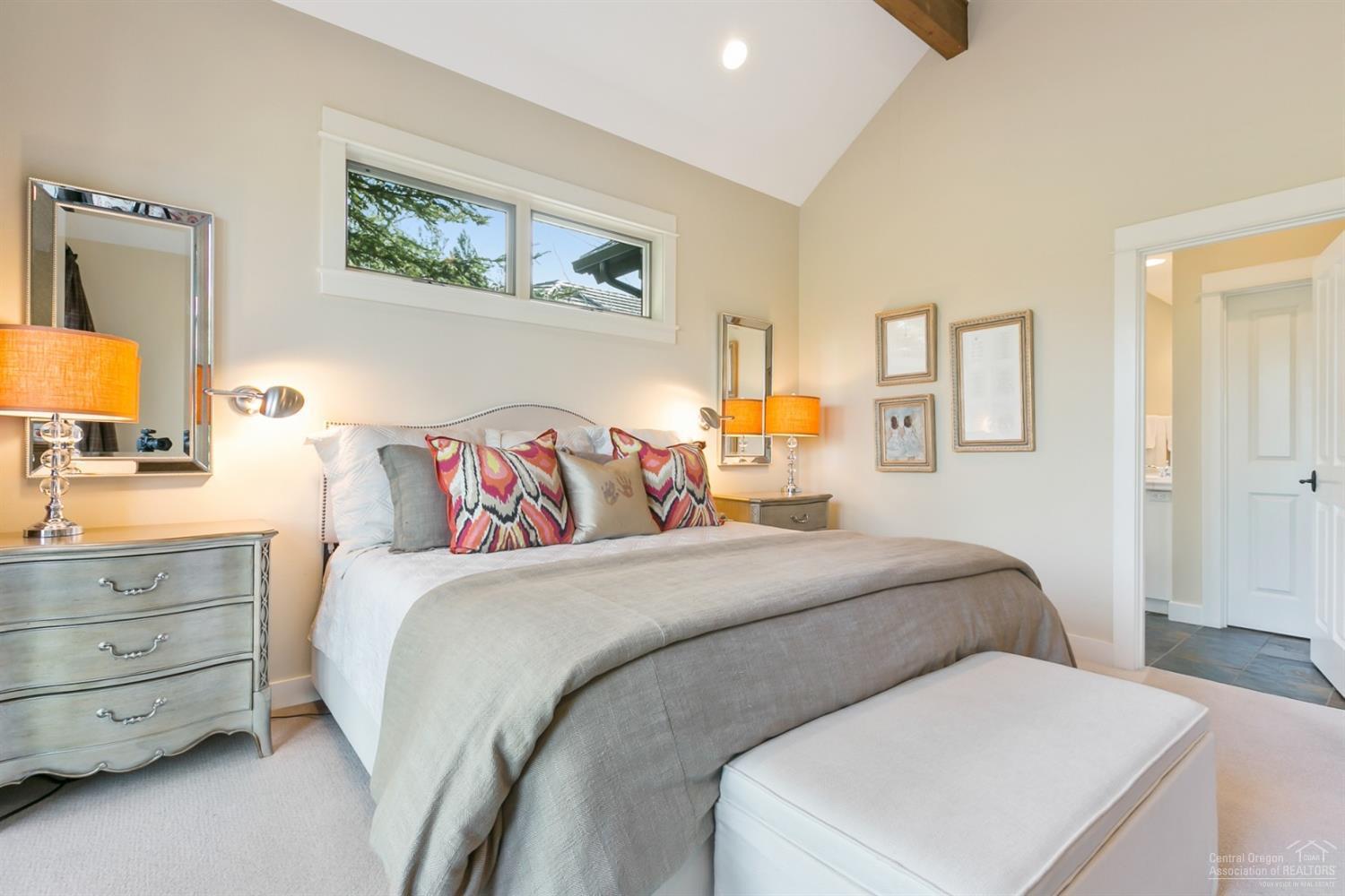 Broken Top - Residential