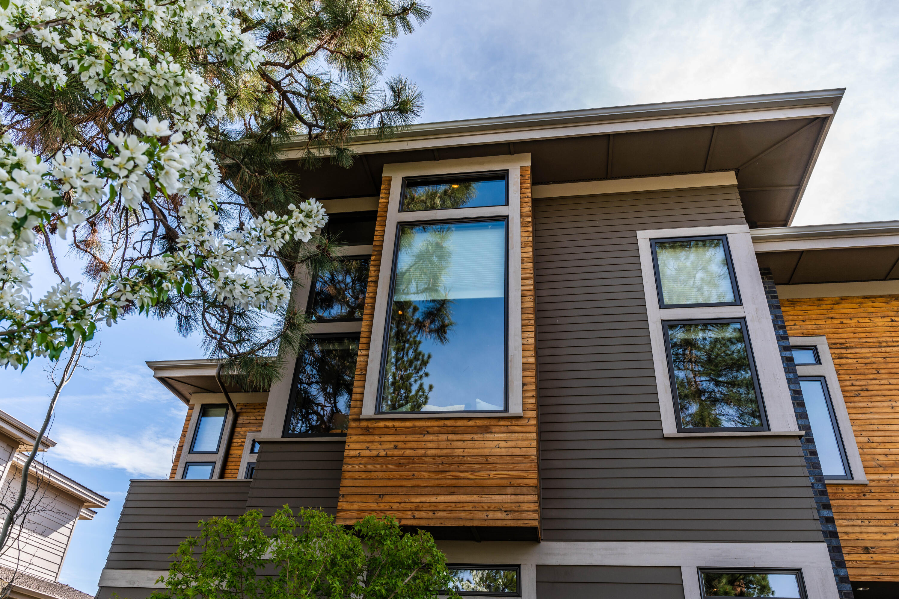 Three Pines - Residential