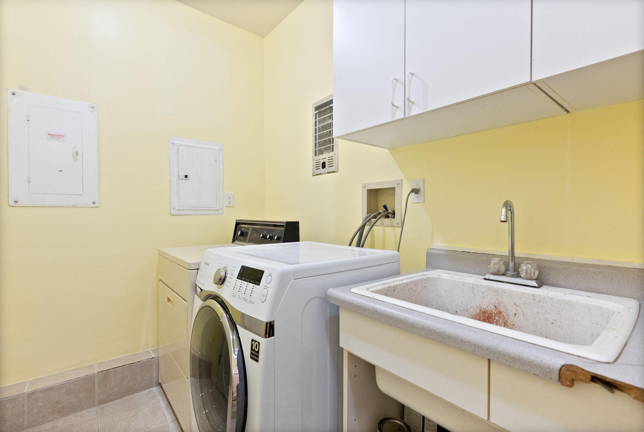 Desert Woods - Residential