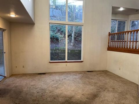 Tiny photo for 1986 Kelly Way, Grants Pass, OR 97527 (MLS # 220215518)