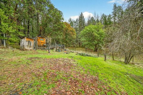 Tiny photo for 6333 Sterling Creek Road, Jacksonville, OR 97530 (MLS # 220213224)