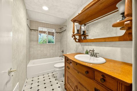 Tiny photo for 6333 Sterling Creek Road, Jacksonville, OR 97530 (MLS # 220213224)