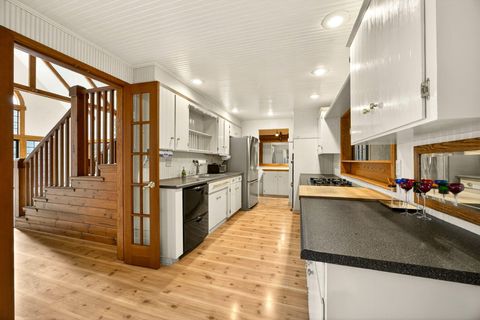 Tiny photo for 6333 Sterling Creek Road, Jacksonville, OR 97530 (MLS # 220213224)