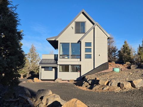 Tiny photo for 15900 SE Winchester Loop, Prineville, OR 97754 (MLS # 220217336)
