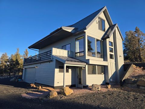 Photo of 15900 SE Winchester Loop, Prineville, OR 97754 (MLS # 220217336)