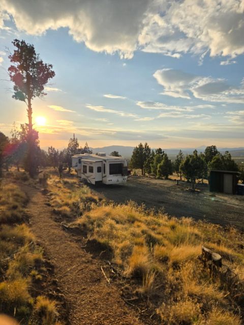 Tiny photo for 15900 SE Winchester Loop, Prineville, OR 97754 (MLS # 220217336)