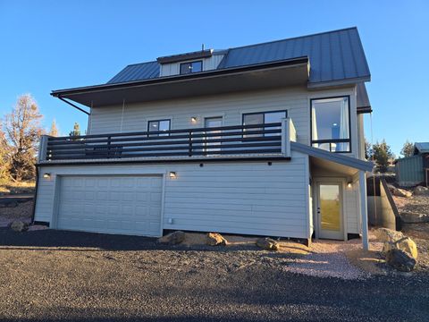 Tiny photo for 15900 SE Winchester Loop, Prineville, OR 97754 (MLS # 220217336)