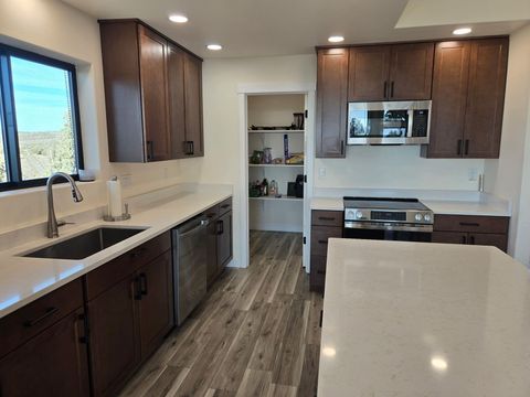 Tiny photo for 15900 SE Winchester Loop, Prineville, OR 97754 (MLS # 220217336)