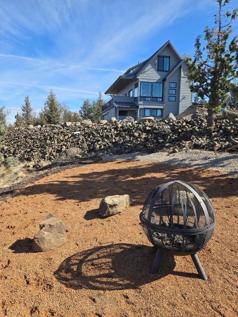 Tiny photo for 15900 SE Winchester Loop, Prineville, OR 97754 (MLS # 220217336)