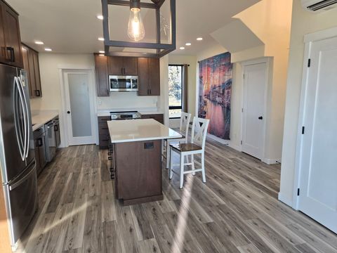 Tiny photo for 15900 SE Winchester Loop, Prineville, OR 97754 (MLS # 220217336)