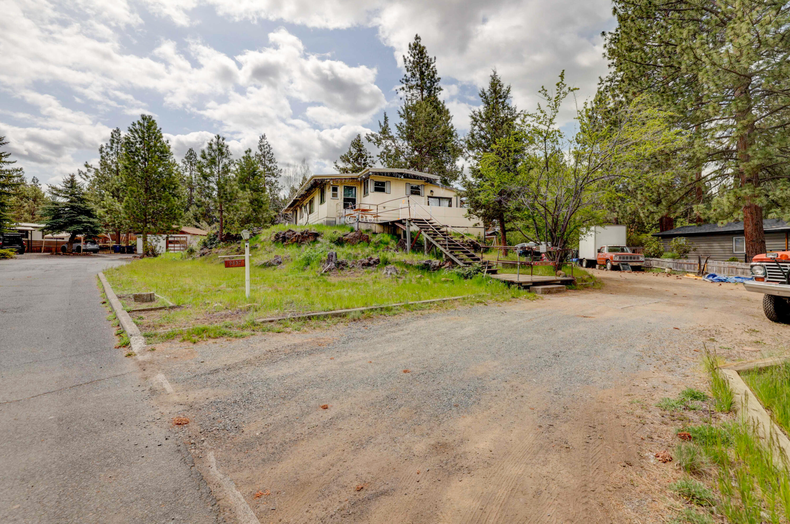 Romaine Village - Residential