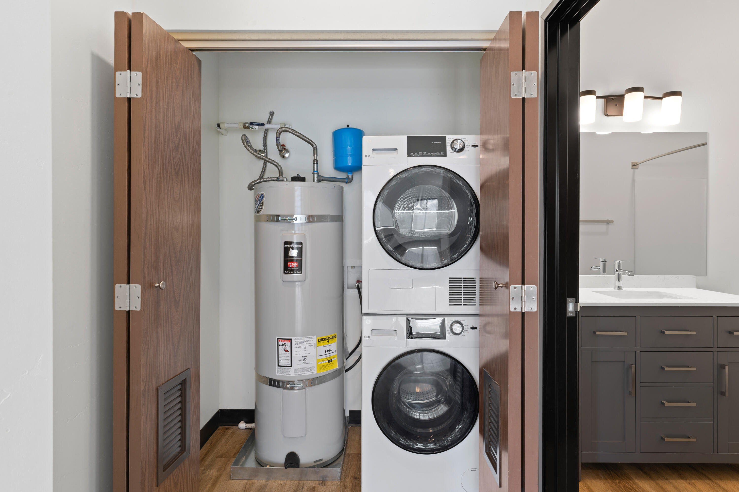 Shevlin Riverfront - Residential Income