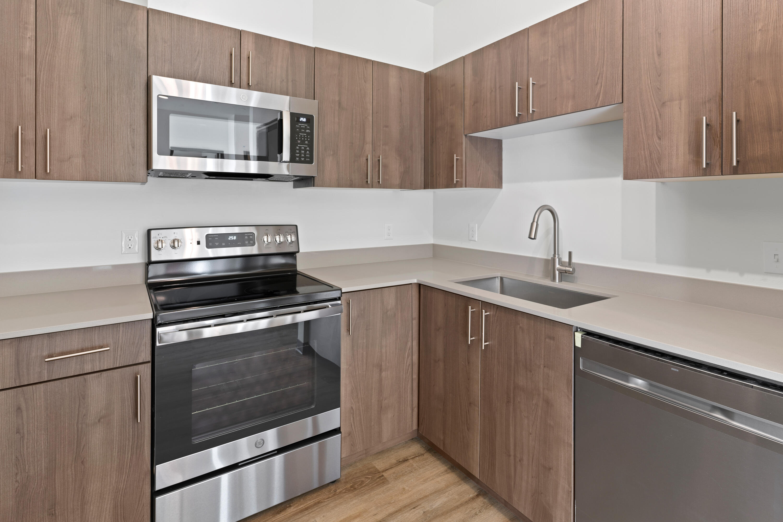 Shevlin Riverfront - Residential Income