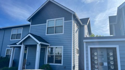 Photo of 450 Midway Road #5, Medford, OR 97501 (MLS # 220221150)