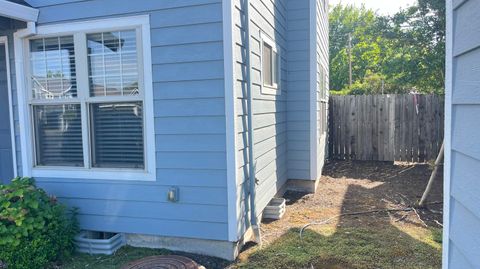 Tiny photo for 450 Midway Road #5, Medford, OR 97501 (MLS # 220221150)