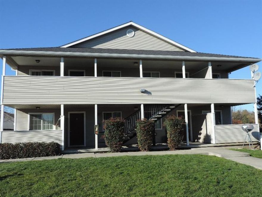 Bank owned Multi-Family Complex! Good occupancy history, rents recently raised. Enjoy strong net operating income for this Central Point Apartment complex. 48 units, priced at $76,000 per unit. 2 bedroom, 2 bath flats. 950 square feet with private deck/patio included. Each unit includes range, refrigerator, washer/dryer and carport. Rents are currently between $725 and $750 per unit.