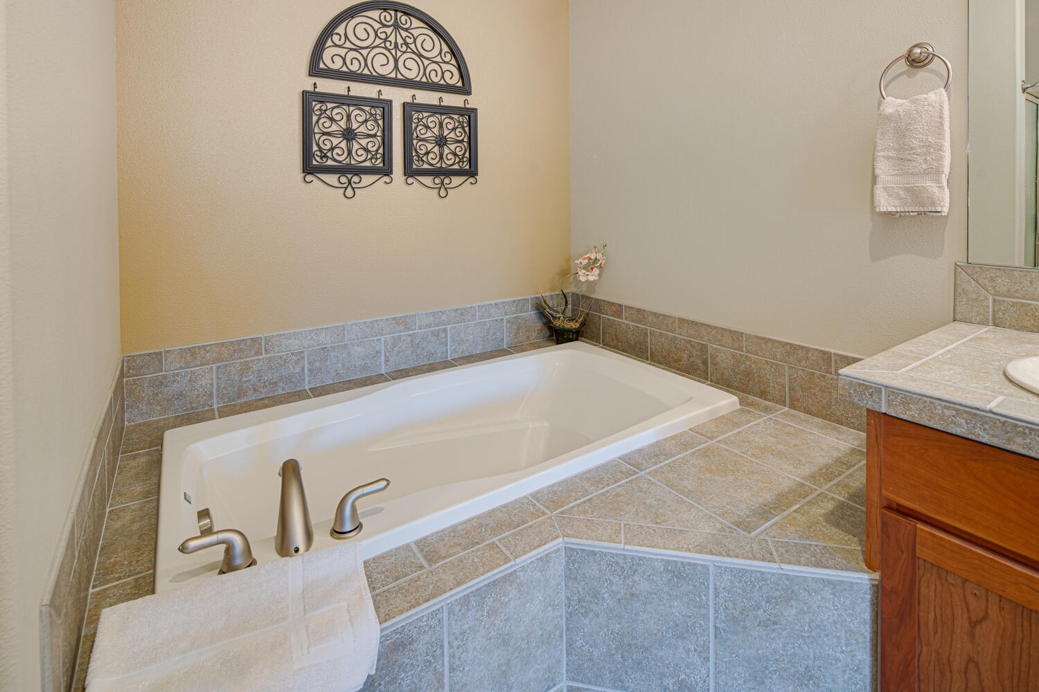 Ridge At Eagle Crest - Residential