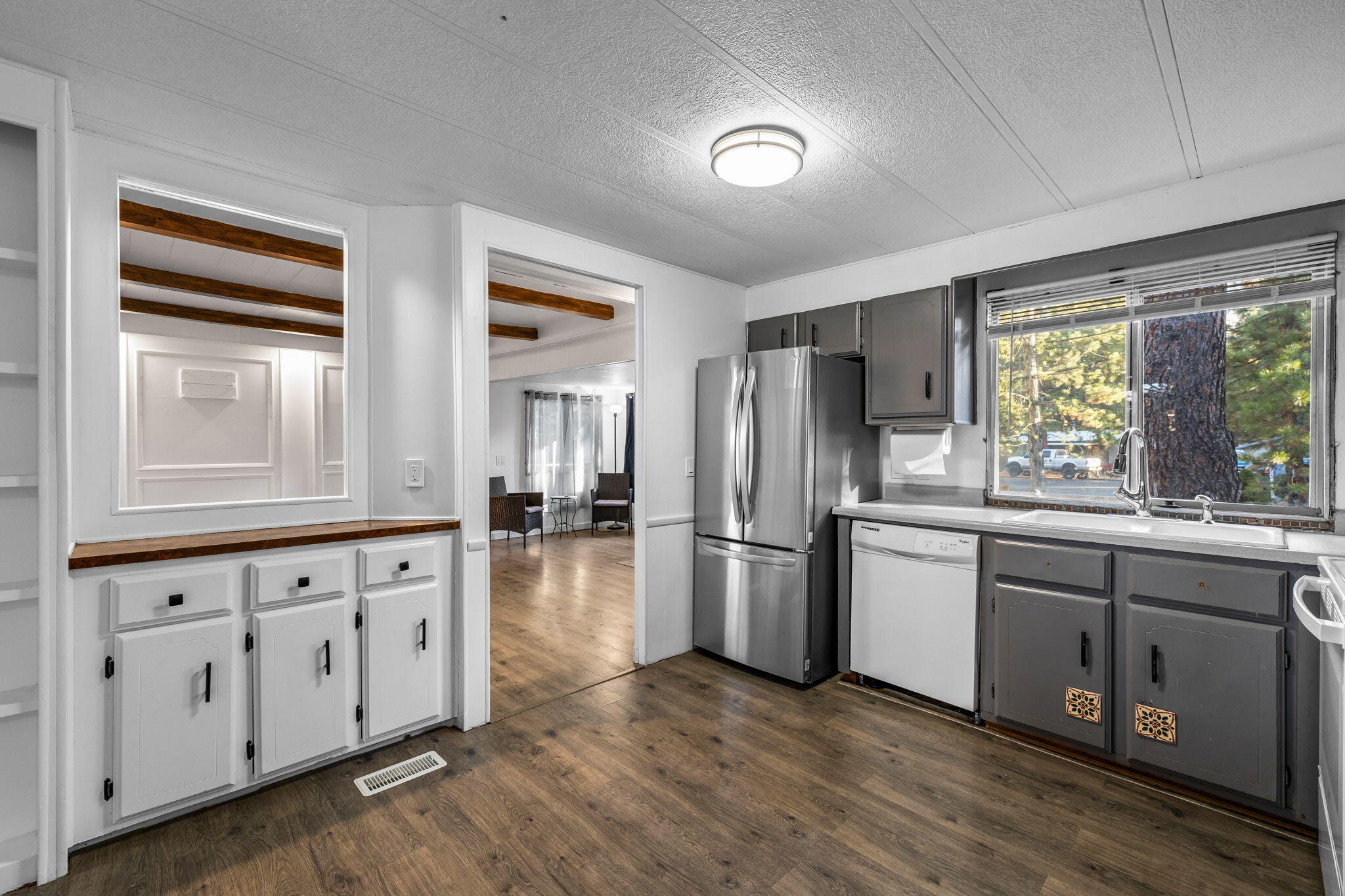 Romaine Village - Residential