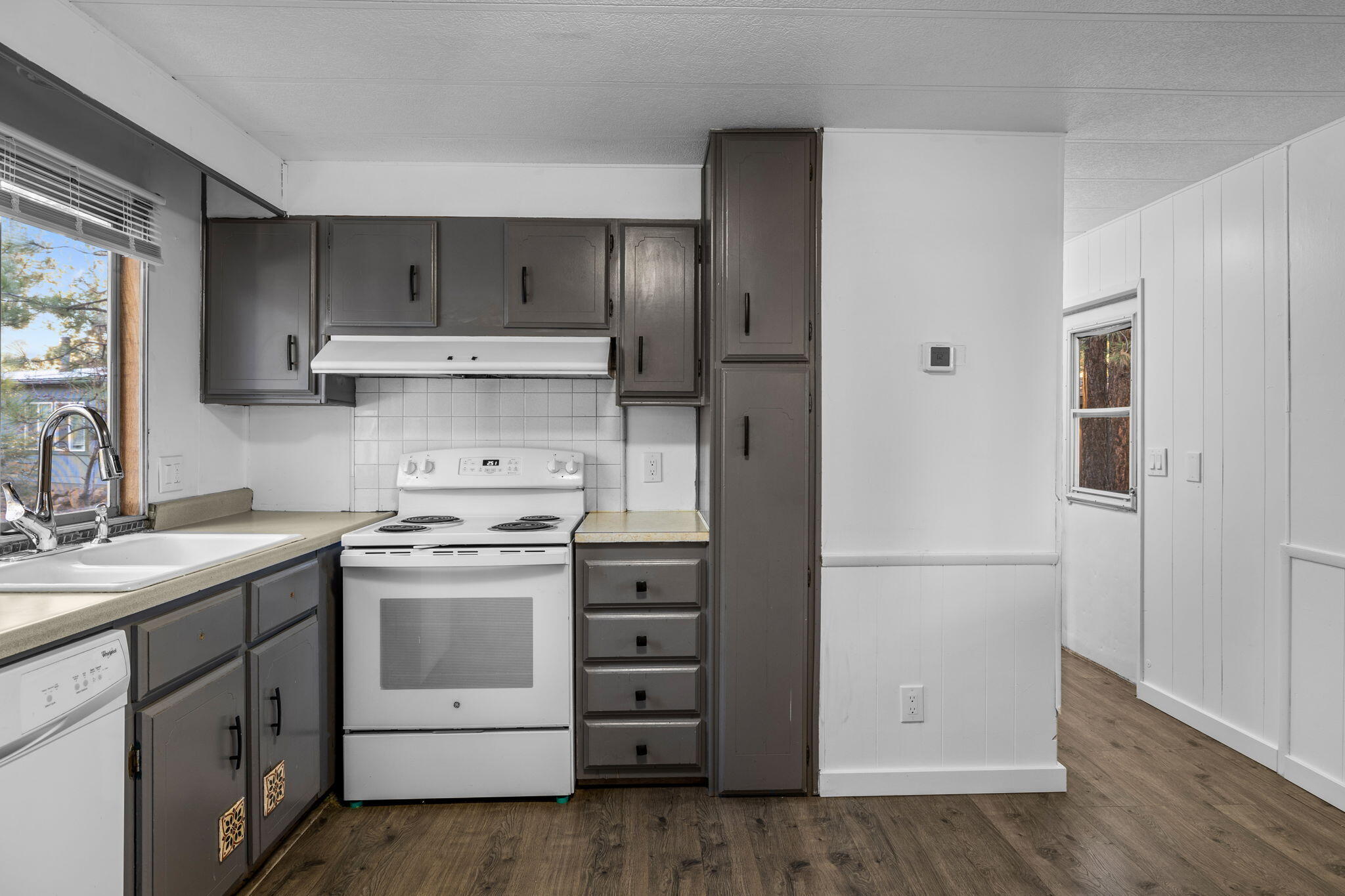 Romaine Village - Residential