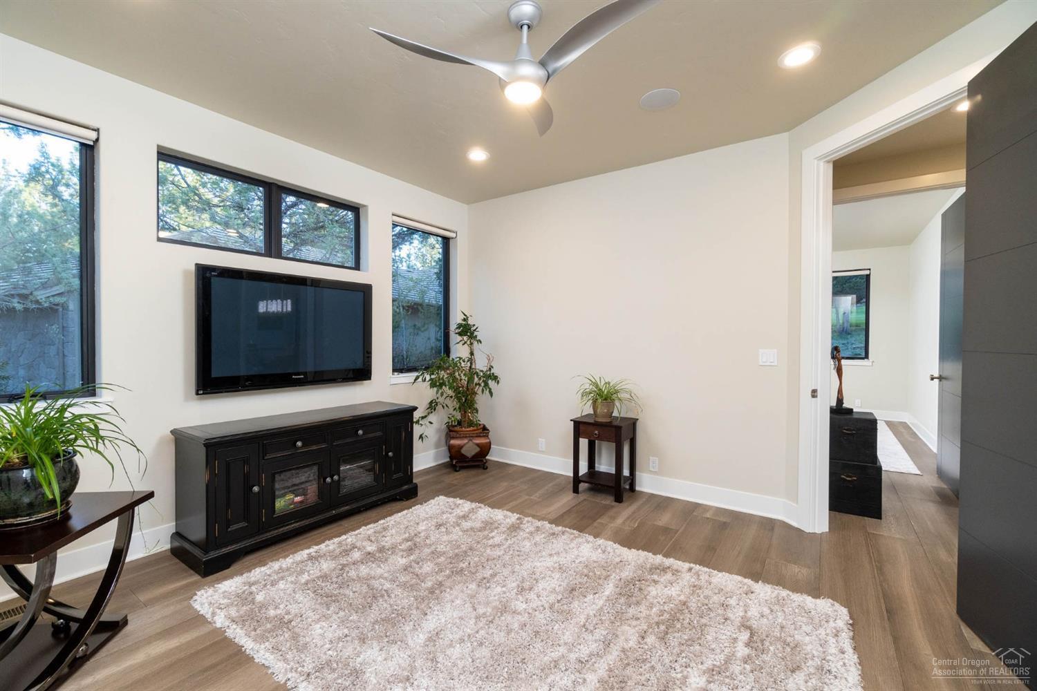 Awbrey Glen - Residential