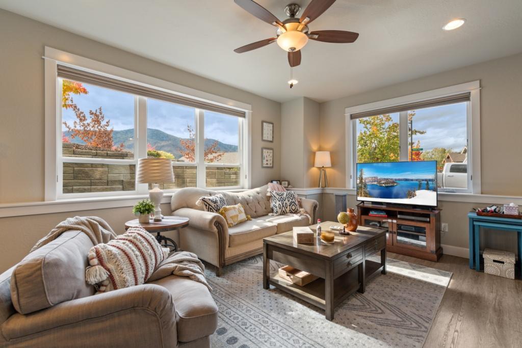 Meadowbrook Park II At North Mountain - Residential