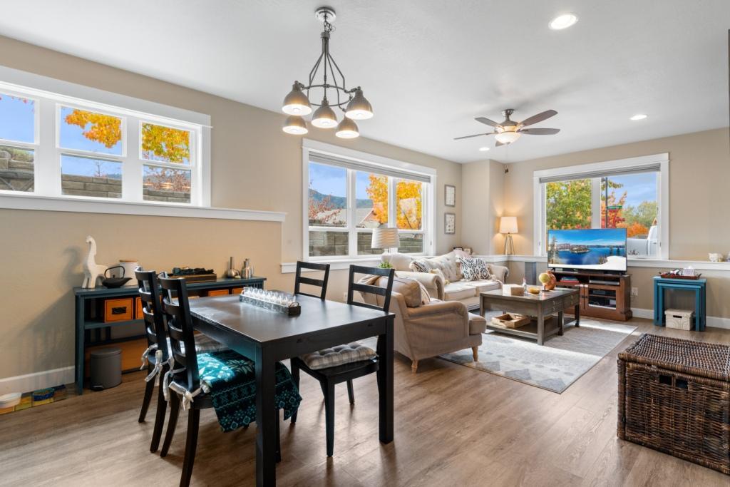 Meadowbrook Park II At North Mountain - Residential