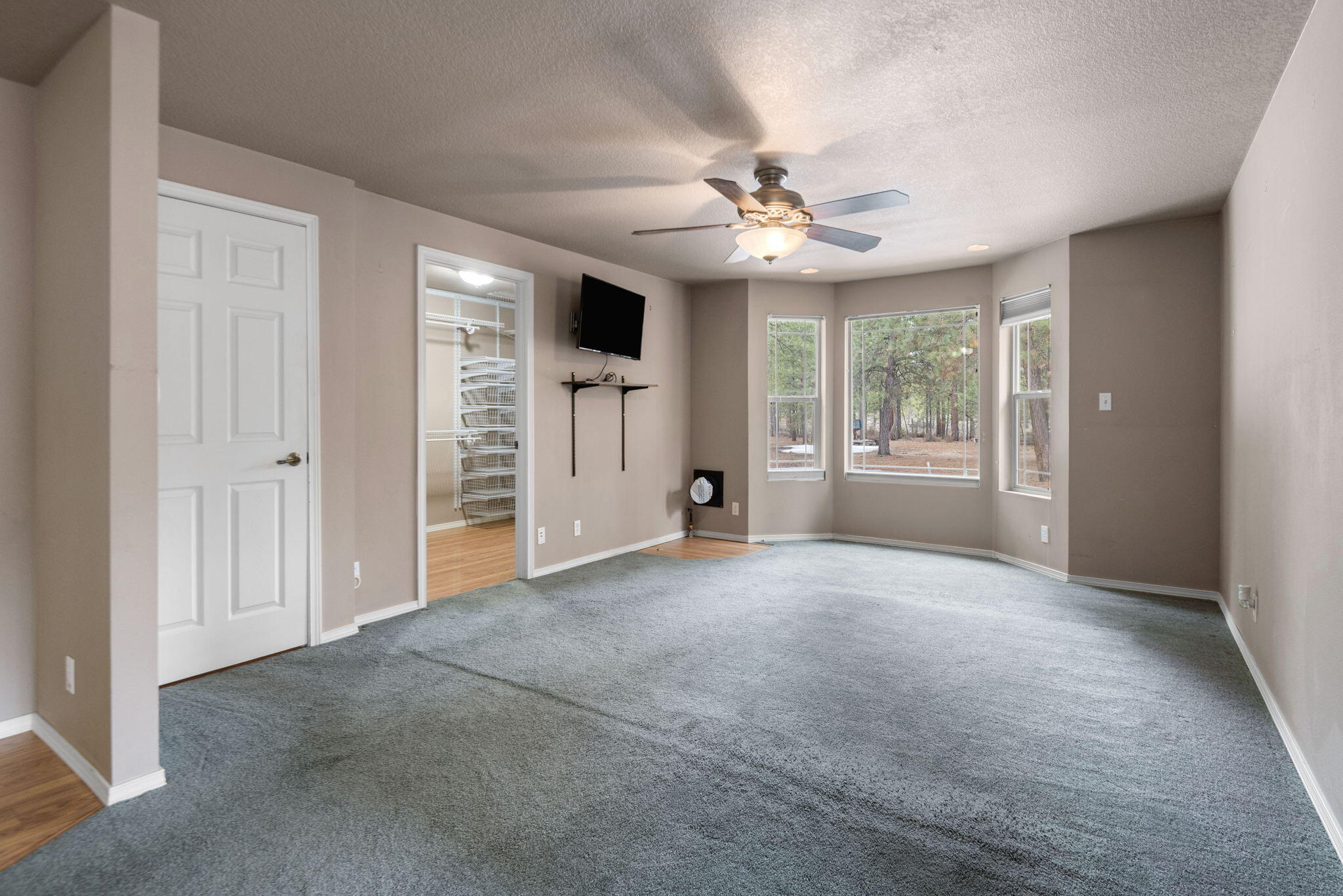 Ponderosa Pines - Residential